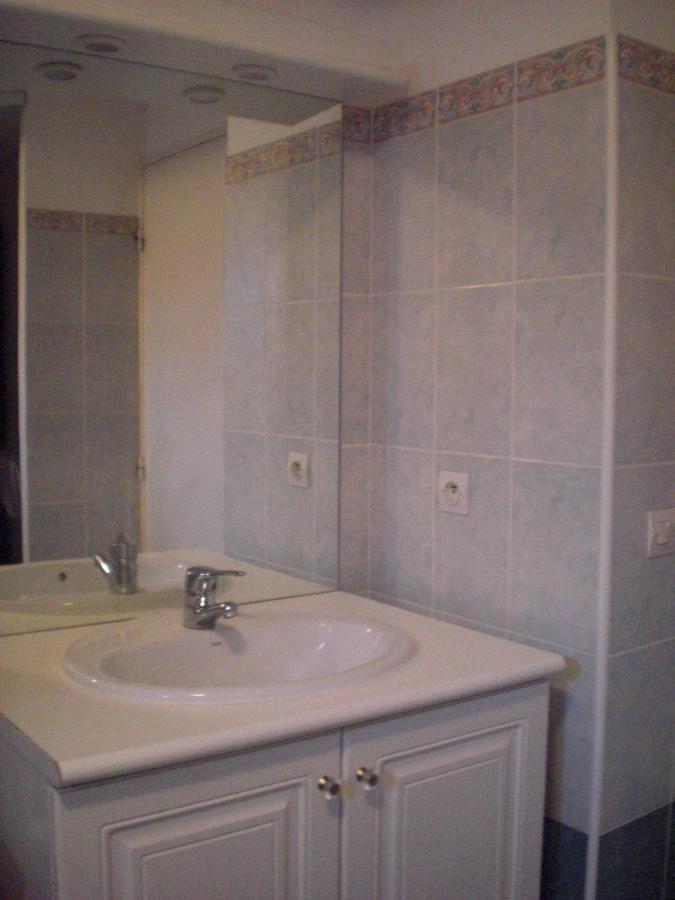 Residence Avec Piscine, Plage A 100 M, Cannes Et Juan Les Pins A 5 Min, Wifi Golfe-Juan Eksteriør billede