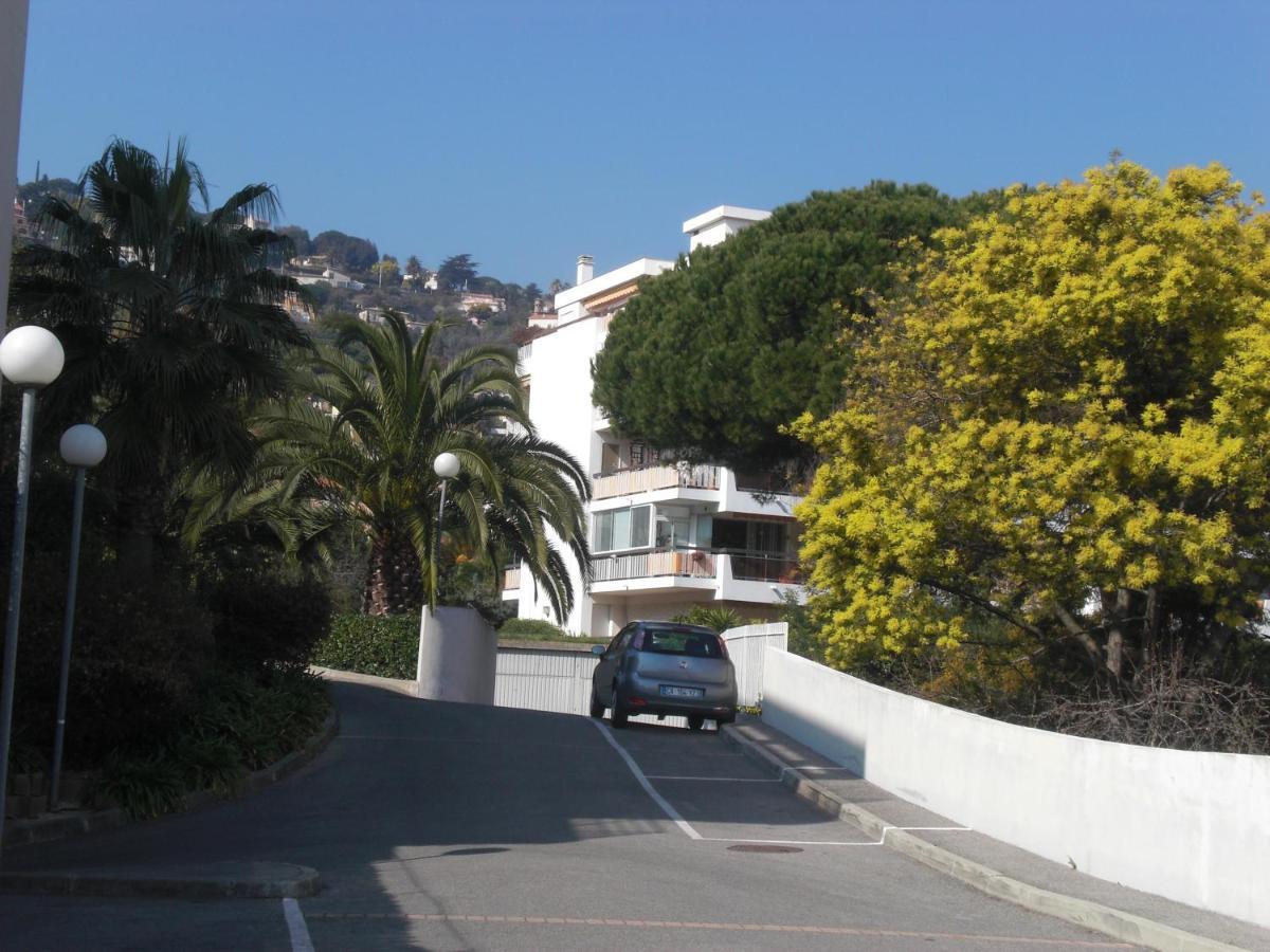 Residence Avec Piscine, Plage A 100 M, Cannes Et Juan Les Pins A 5 Min, Wifi Golfe-Juan Eksteriør billede