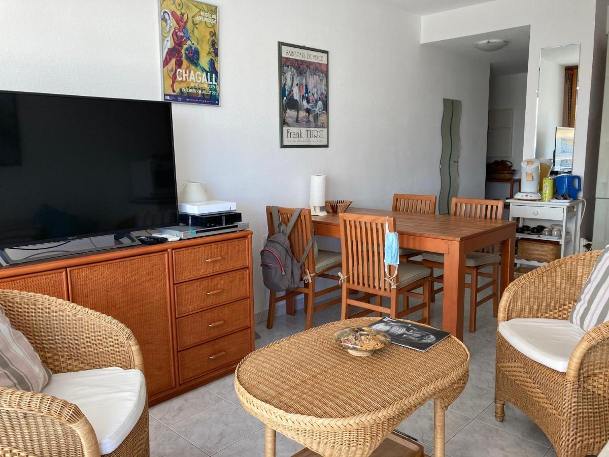 Residence Avec Piscine, Plage A 100 M, Cannes Et Juan Les Pins A 5 Min, Wifi Golfe-Juan Eksteriør billede