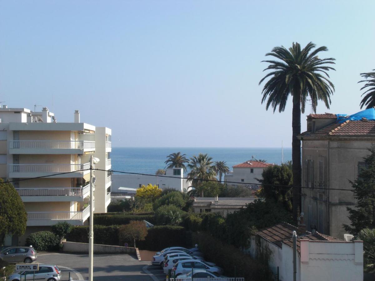 Residence Avec Piscine, Plage A 100 M, Cannes Et Juan Les Pins A 5 Min, Wifi Golfe-Juan Eksteriør billede